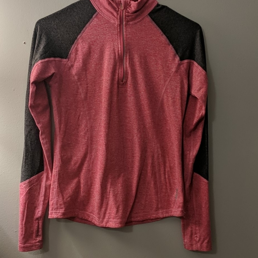 Reebok Pullover